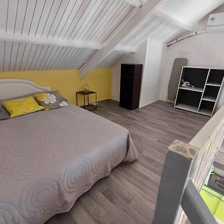9 Lyly Location F3 Mezzanine Apartment Сент-Ан Екстериор снимка