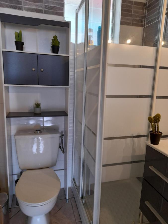 9 Lyly Location F3 Mezzanine Apartment Сент-Ан Екстериор снимка