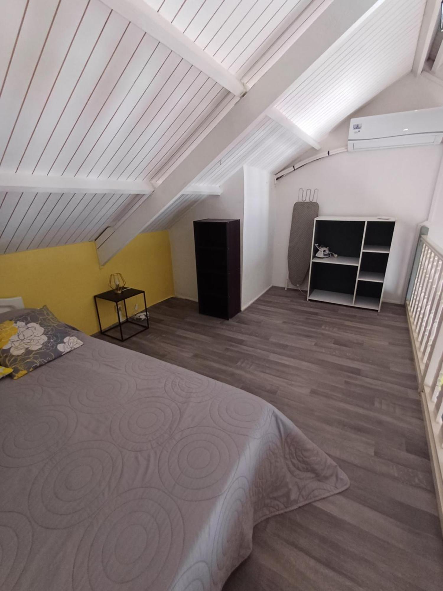 9 Lyly Location F3 Mezzanine Apartment Сент-Ан Екстериор снимка