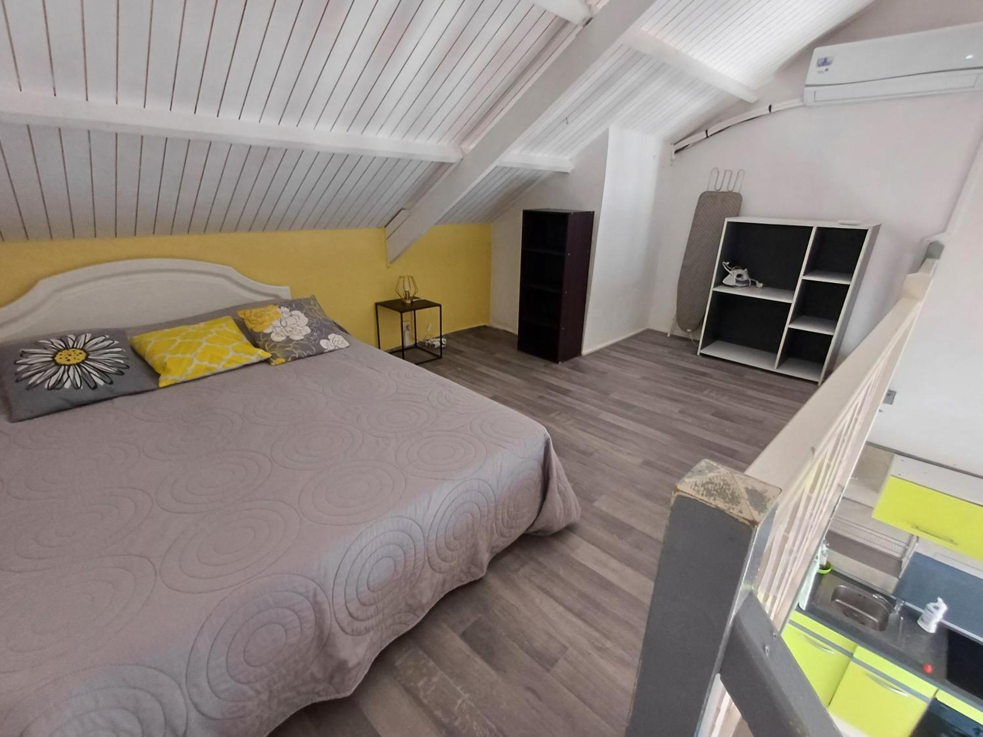 9 Lyly Location F3 Mezzanine Apartment Сент-Ан Екстериор снимка
